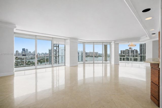 19355 Turnberry Way 25GR, Aventura, FL 33180