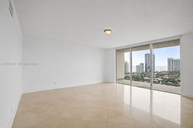 19355 Turnberry Way 25GR, Aventura, FL 33180