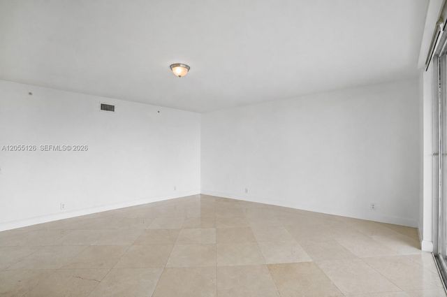 19355 Turnberry Way 25GR, Aventura, FL 33180