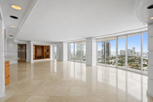 19355 Turnberry Way 25GR, Aventura, FL 33180