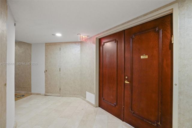19355 Turnberry Way 25GR, Aventura, FL 33180