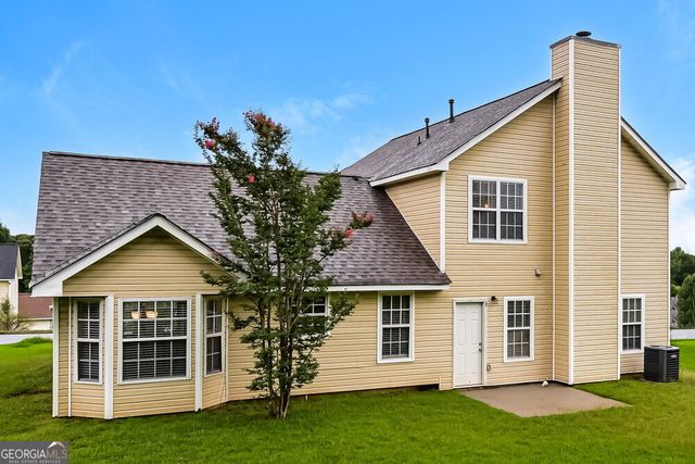 10635 Misty Meadows Drive, Hampton, GA 30228