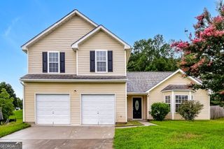 10635 Misty Meadows Drive, Hampton, GA 30228