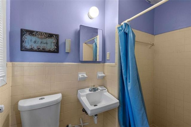 2390 Mellville Avenue, Decatur, GA 30032