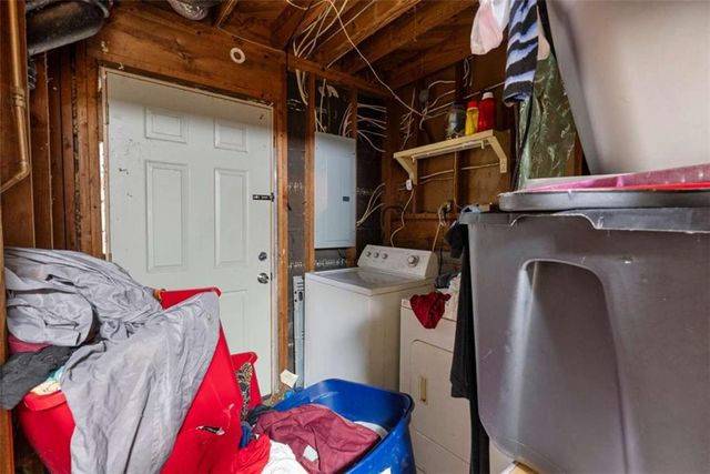 2390 Mellville Avenue, Decatur, GA 30032