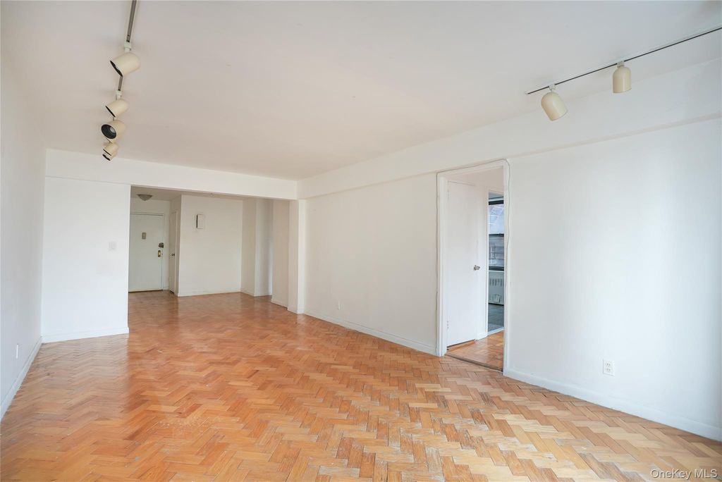 1 Remsen Road 2F, Yonkers, NY 10710