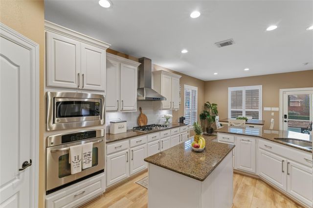 155 S Arrow Canyon Circle, Spring, TX 77389