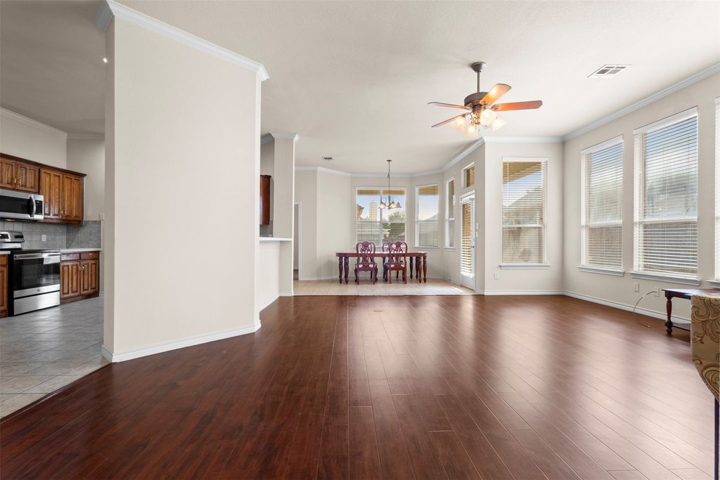 7428 Gairlock Drive, Fort Worth, TX 76179 — photo 4