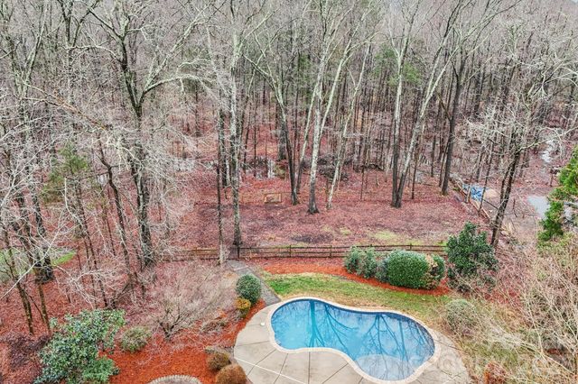 13003 Darby Chase Drive, Charlotte, NC 28277