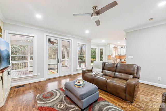 13003 Darby Chase Drive, Charlotte, NC 28277