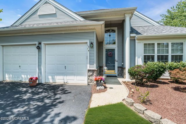 12 Medici Drive, Manchester, NJ 08759