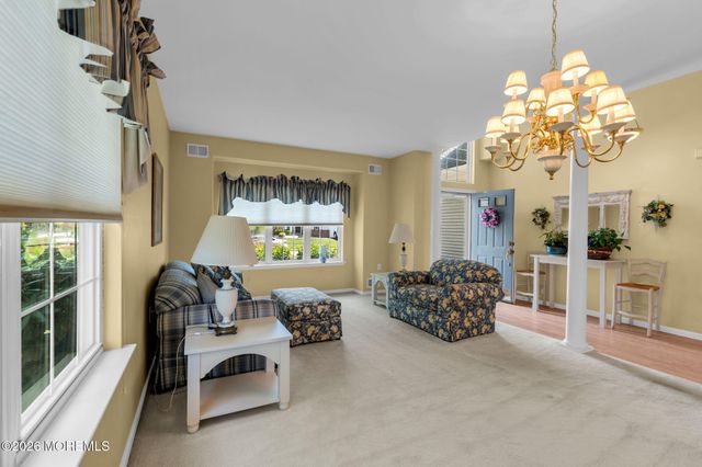 12 Medici Drive, Manchester, NJ 08759