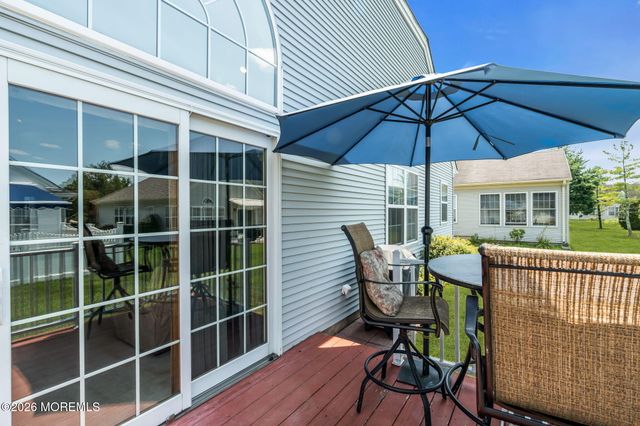 12 Medici Drive, Manchester, NJ 08759