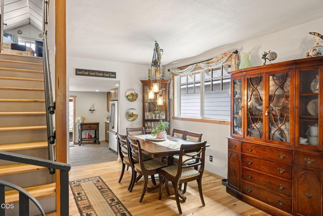 615 NW Ogden Avenue, Bend, OR 97703