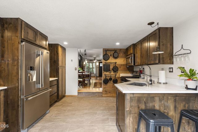 615 NW Ogden Avenue, Bend, OR 97703
