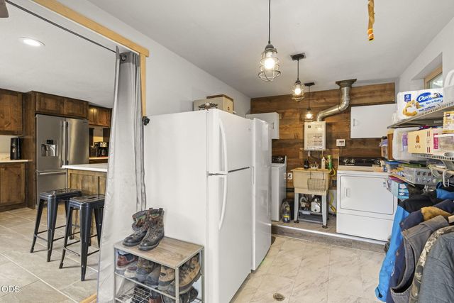 615 NW Ogden Avenue, Bend, OR 97703