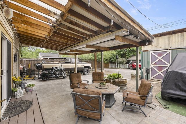 615 NW Ogden Avenue, Bend, OR 97703