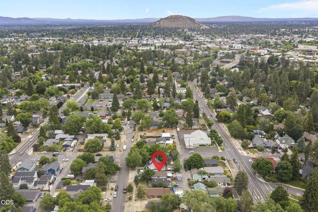 615 NW Ogden Avenue, Bend, OR 97703