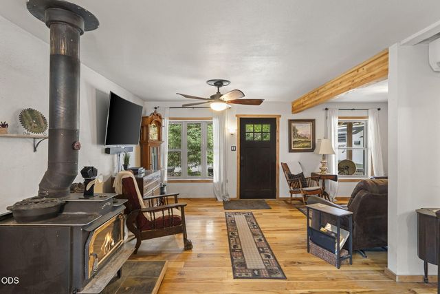 615 NW Ogden Avenue, Bend, OR 97703