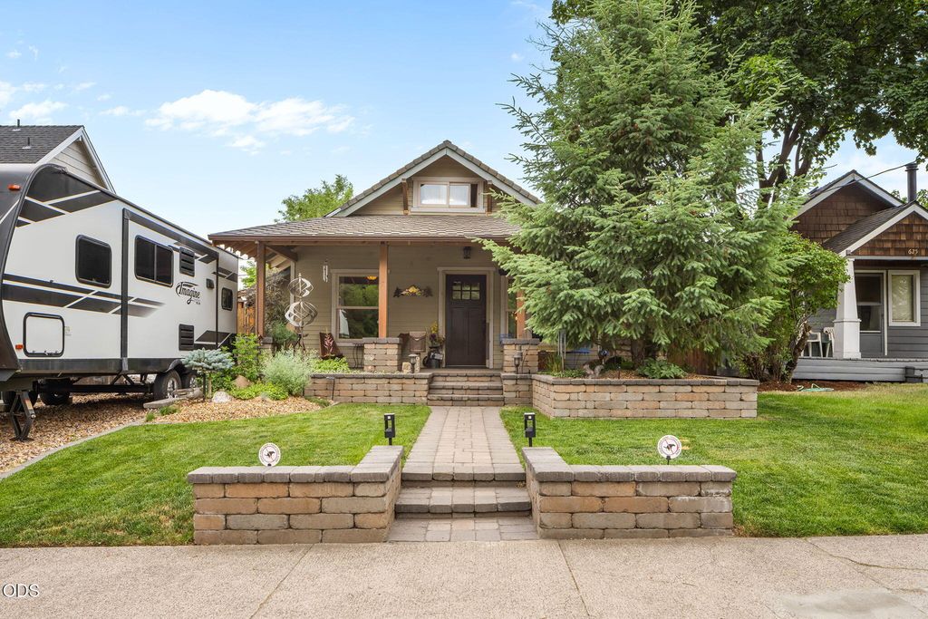 615 NW Ogden Avenue, Bend, OR 97703