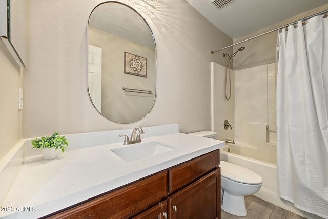 3299 W YELLOW PEAK Drive, San Tan Valley, AZ 85144