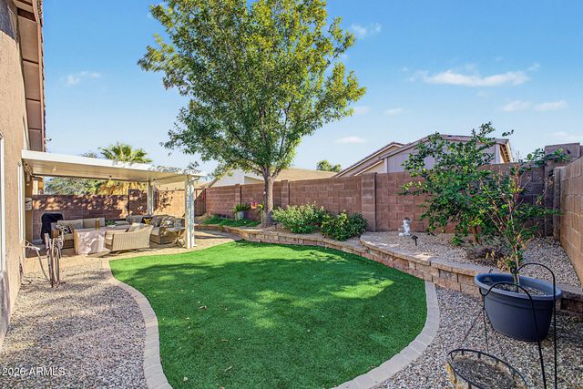 3299 W YELLOW PEAK Drive, San Tan Valley, AZ 85144