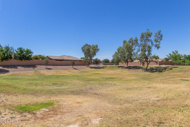 3299 W YELLOW PEAK Drive, San Tan Valley, AZ 85144