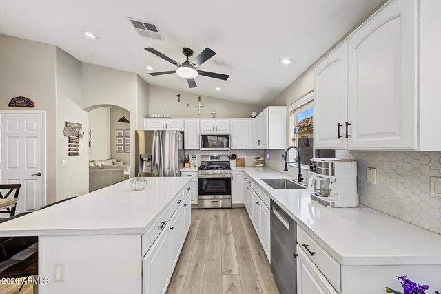 3299 W YELLOW PEAK Drive, San Tan Valley, AZ 85144