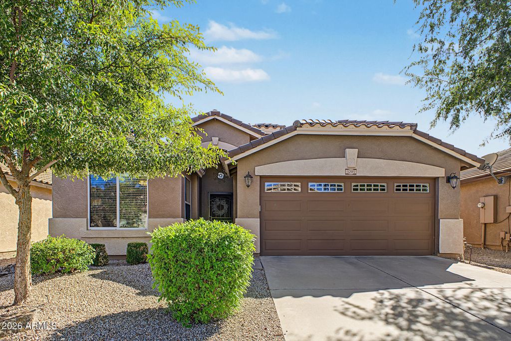 3299 W YELLOW PEAK Drive, San Tan Valley, AZ 85144