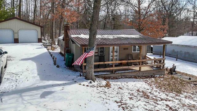 4712 Poplar Drive, Hayes Township, MI 48625