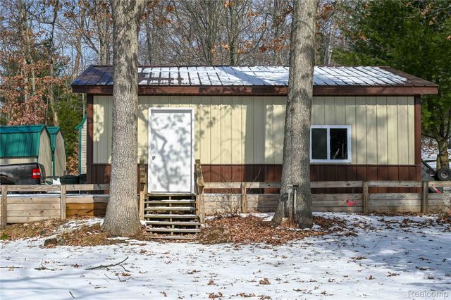 4712 Poplar Drive, Hayes Township, MI 48625