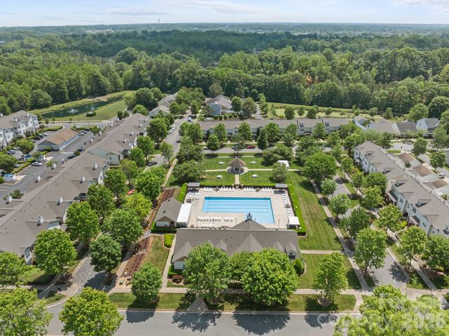17257 Doe Valley Court, Cornelius, NC 28031