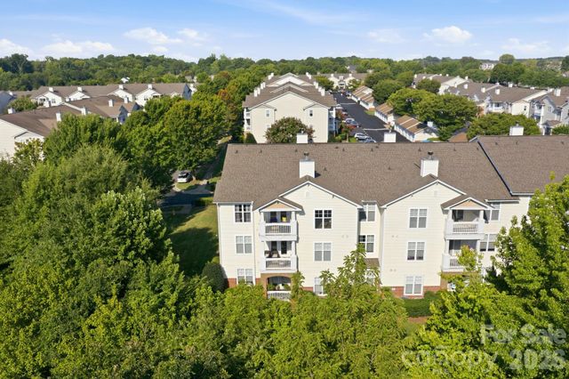 17257 Doe Valley Court, Cornelius, NC 28031