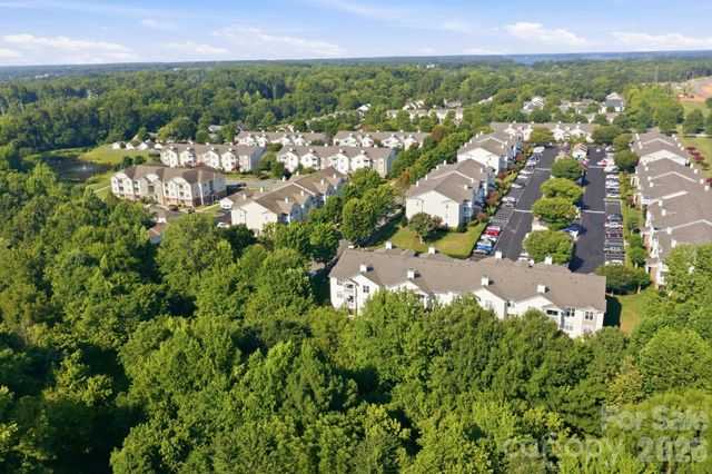 17257 Doe Valley Court, Cornelius, NC 28031