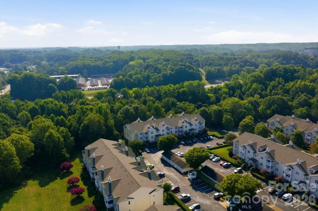 17257 Doe Valley Court, Cornelius, NC 28031