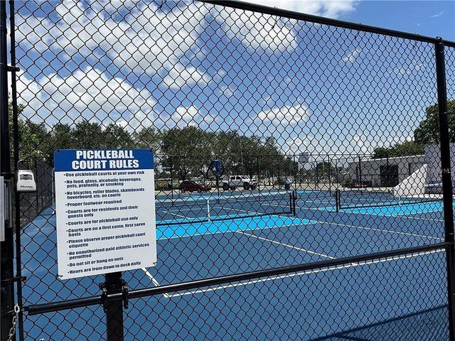 6111 DARTMOUTH DRIVE, Bradenton, FL 34207