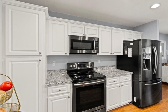 6111 DARTMOUTH DRIVE, Bradenton, FL 34207