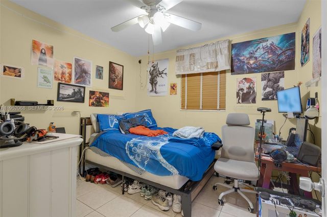 4332 SW 98th Ave, Miami, FL 33165