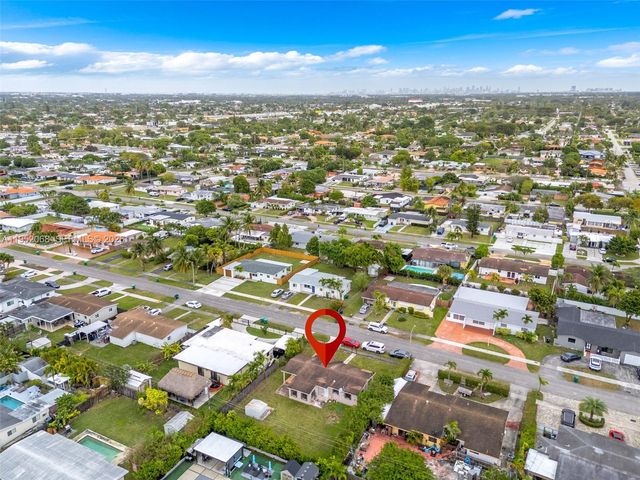 4332 SW 98th Ave, Miami, FL 33165