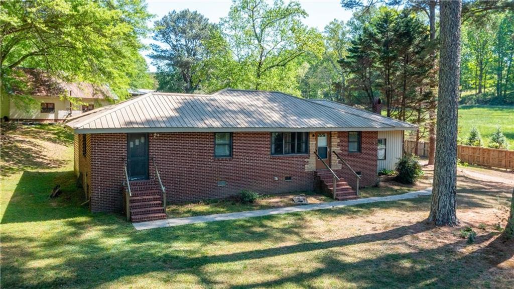 153 Dawson Forest Road, Dawsonville, GA 30534