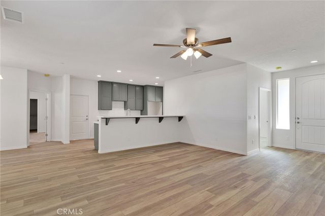 15772 Jasmine Street, Victorville, CA 92395