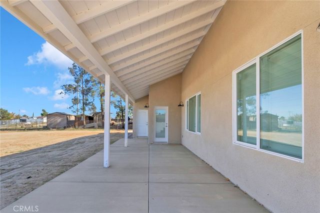 15772 Jasmine Street, Victorville, CA 92395