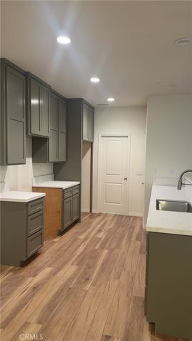 15772 Jasmine Street, Victorville, CA 92395