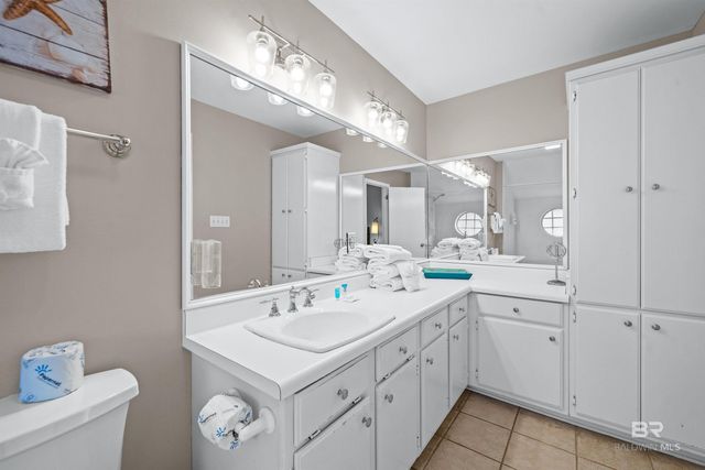 8877 Dolphin Lane, Gulf Shores, AL 36542