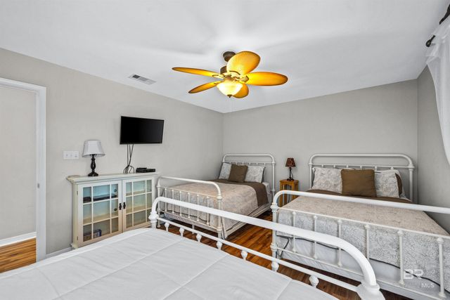 8877 Dolphin Lane, Gulf Shores, AL 36542