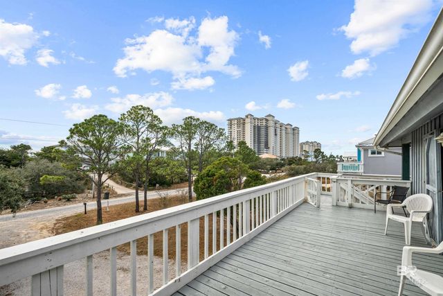 8877 Dolphin Lane, Gulf Shores, AL 36542