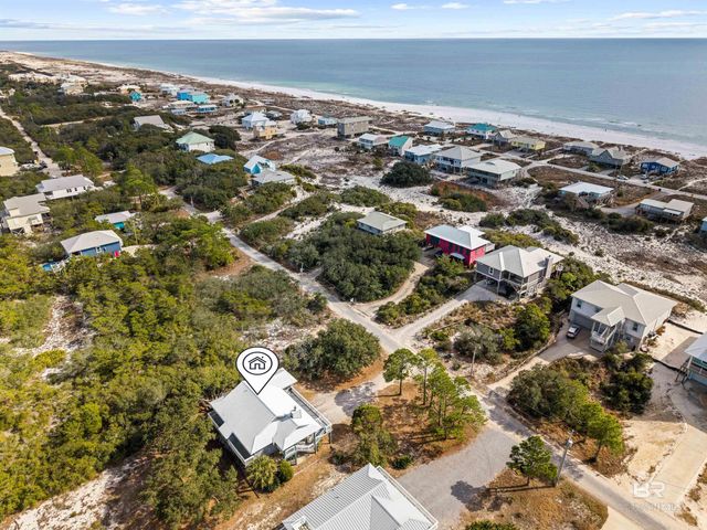 8877 Dolphin Lane, Gulf Shores, AL 36542