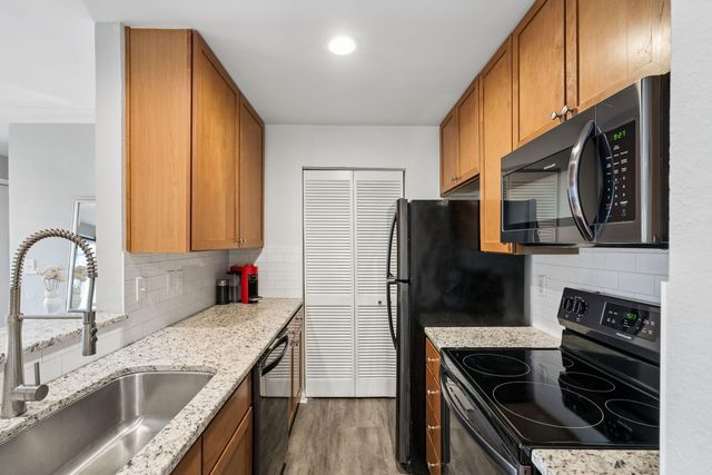 265 Alexandra Drive 4, Mount Pleasant, SC 29464