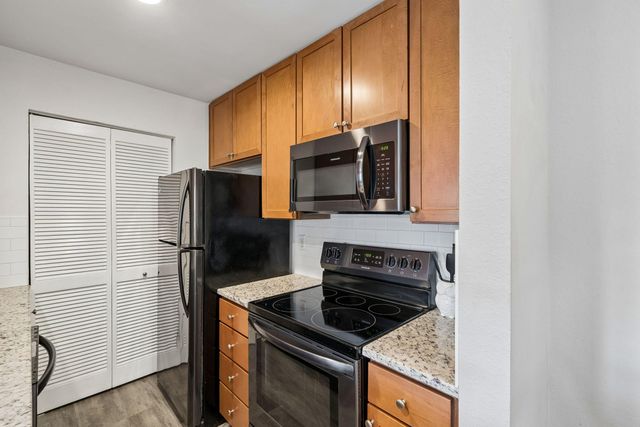 265 Alexandra Drive 4, Mount Pleasant, SC 29464