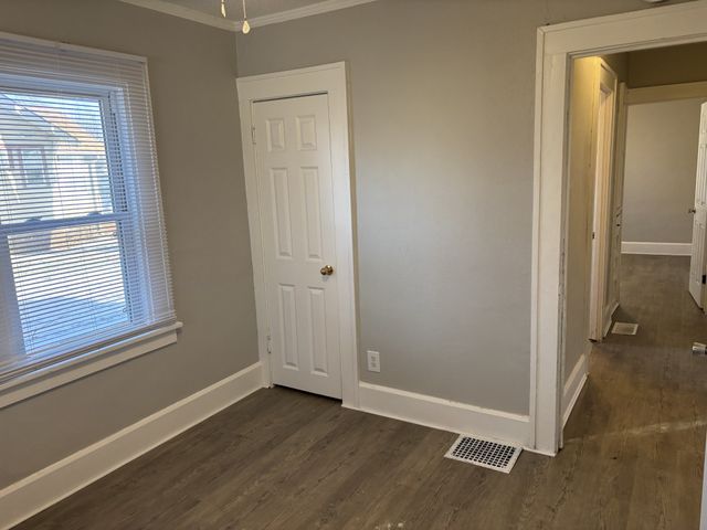 2342 York Street, Des Moines, IA 50316